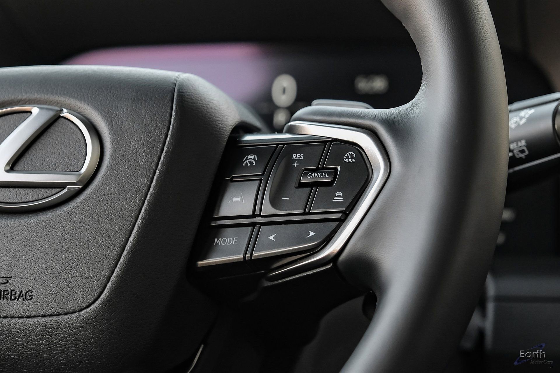 Used 2025 Lexus GX 550 550 Luxury+ HUD Vossen Wheels w/ Accessory Package (2T) image 39