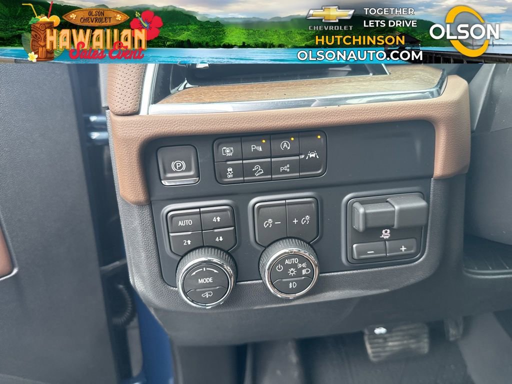 New 2026 Chevrolet Suburban High Country image 11