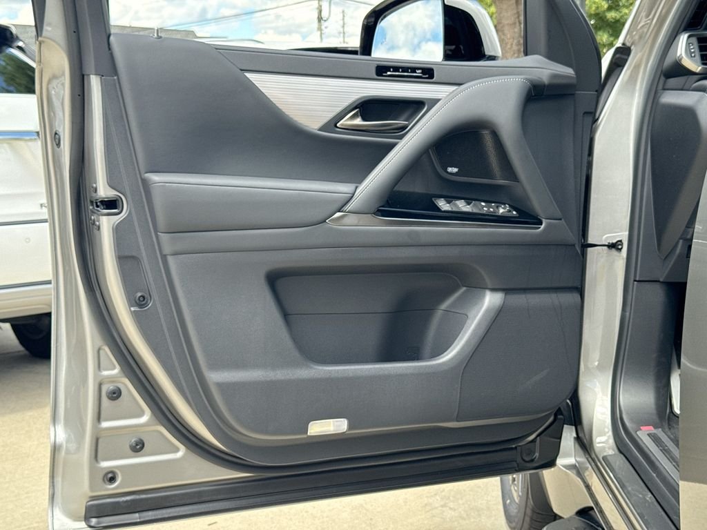 New 2026 Lexus LX 700h F Sport AWD/4WD image 12