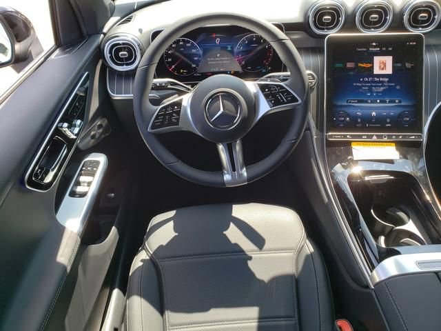 New 2025 Mercedes-Benz GLC 300 4MATIC image 19