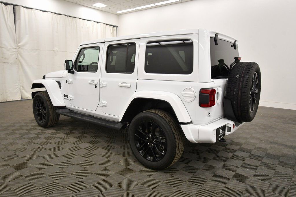 Used 2022 Jeep Wrangler Unlimited Sahara image 5