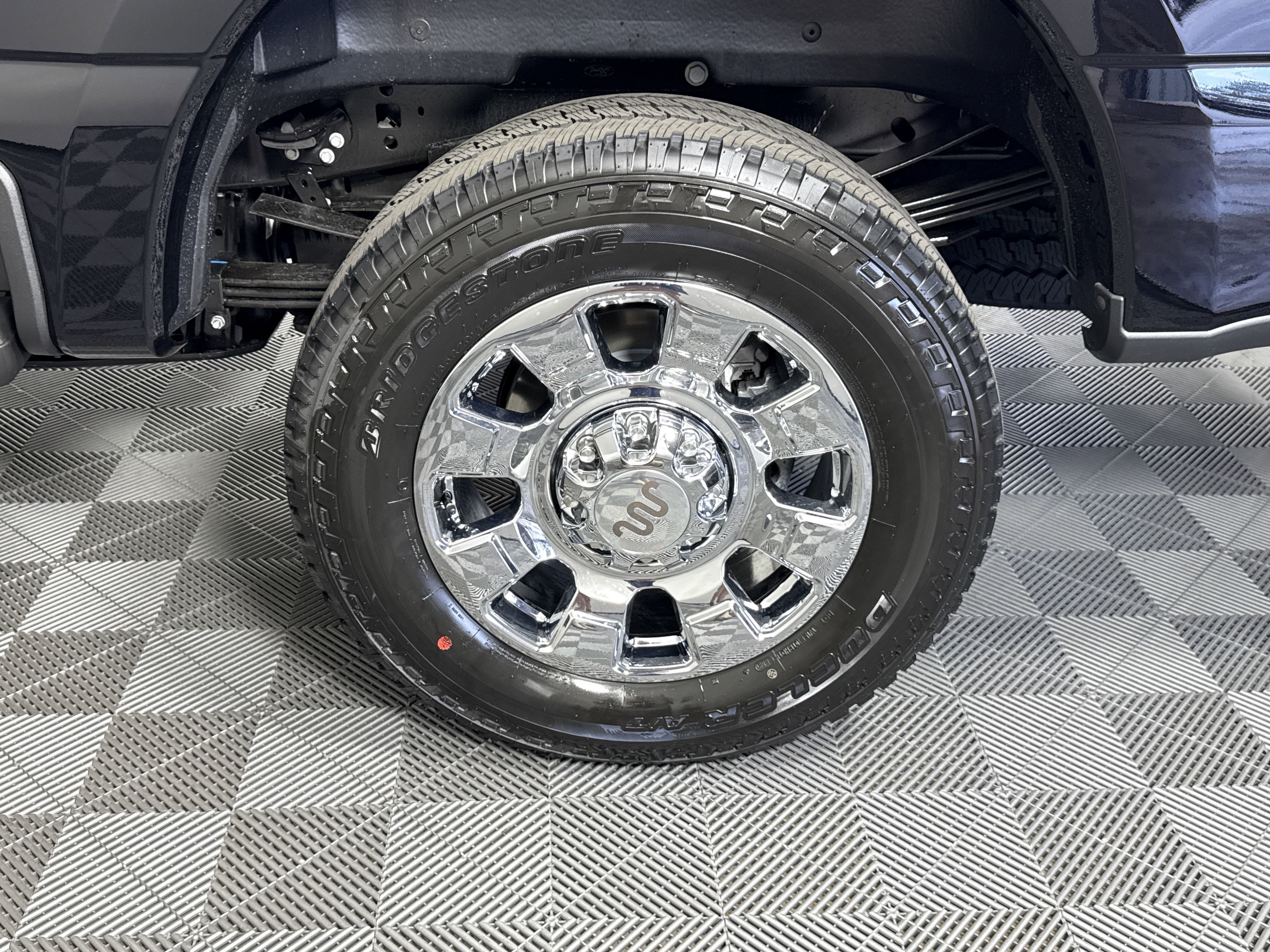 New 2025 Ford F250 King Ranch w/ Chrome Package image 33