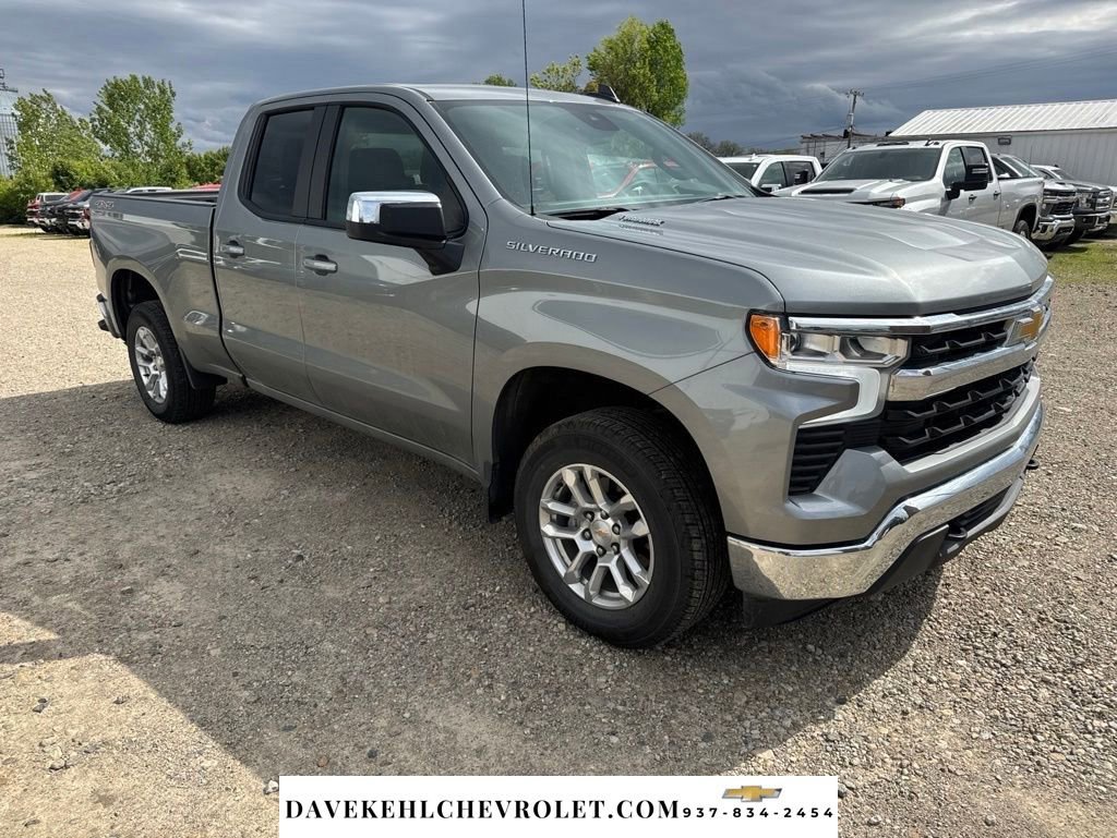 Used 2026 Chevrolet Silverado 1500 LT AWD/4WD image 1