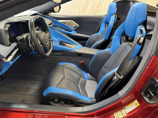 Used 2021 Chevrolet Corvette Stingray Premium Conv w/ Z51 Performance Package image 10