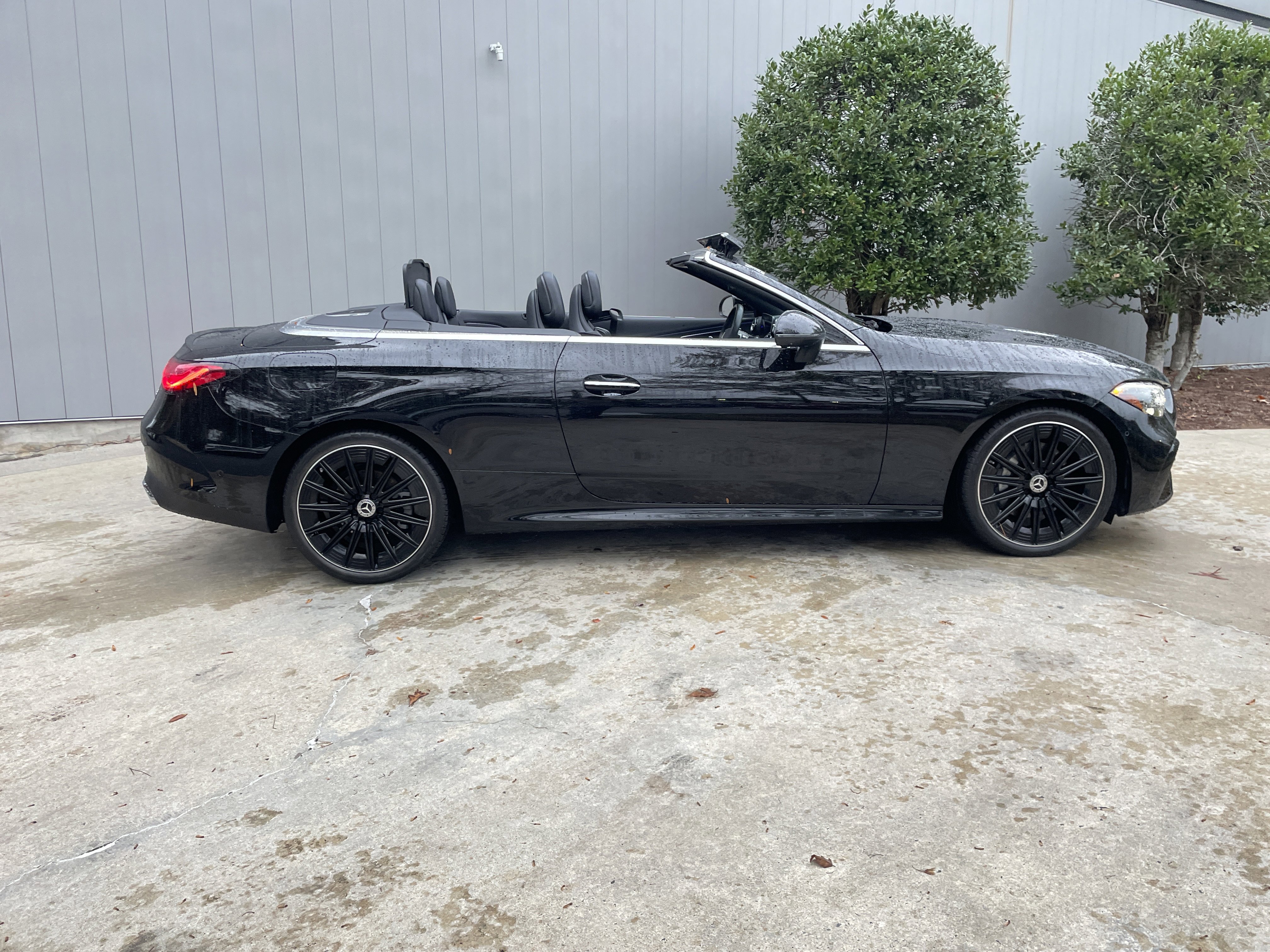 Certified 2024 Mercedes-Benz CLE 300 4MATIC Cabriolet image 9