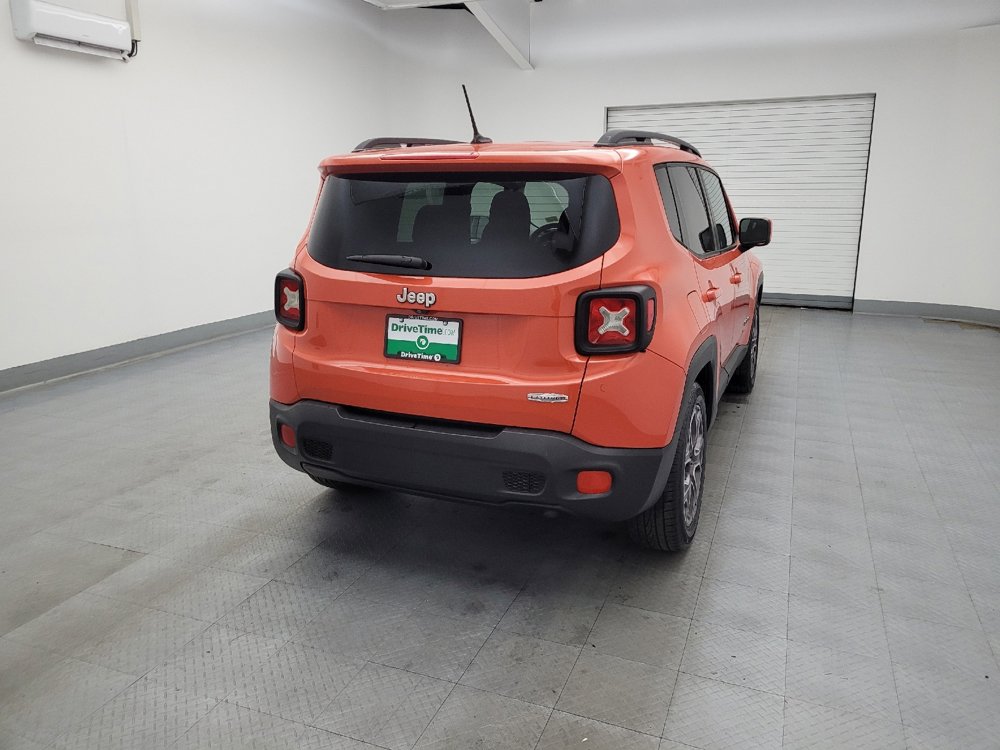 Used 2015 Jeep Renegade Latitude FWD image 7