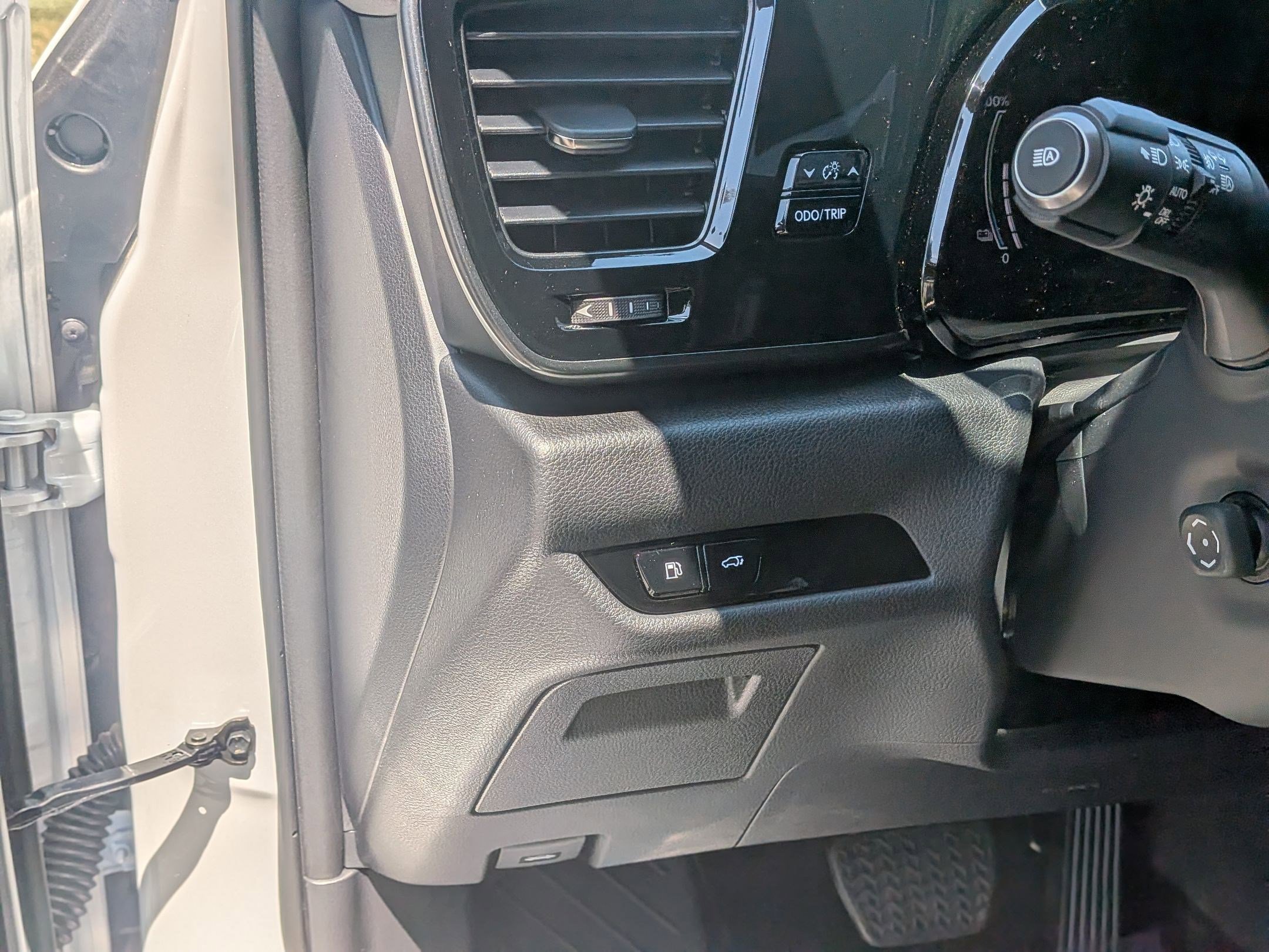 Used 2025 Lexus NX 450h+ AWD w/ Accessory Package (2T) image 15