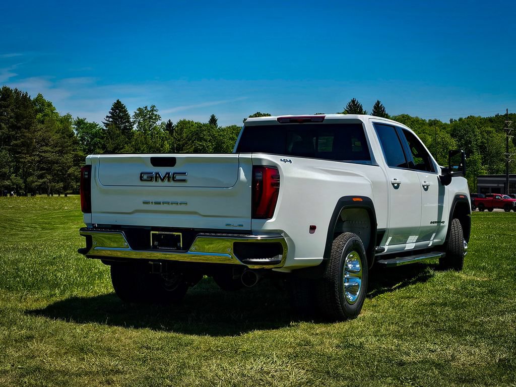 New 2026 GMC Sierra 3500 SLE w/ SLE Value Package AWD/4WD image 3