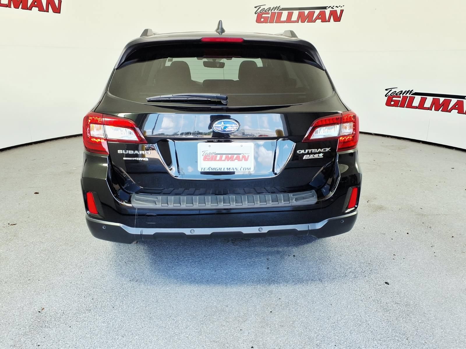 Used 2017 Subaru Outback 2.5i Touring w/ Popular Package #5A AWD/4WD image 5