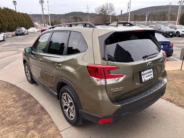 Certified 2023 Subaru Forester Premium image 6