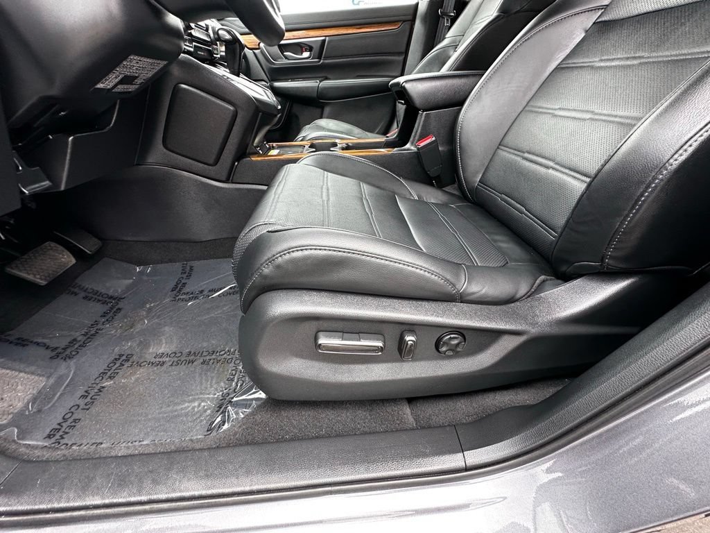 Used 2020 Honda CR-V Touring image 16