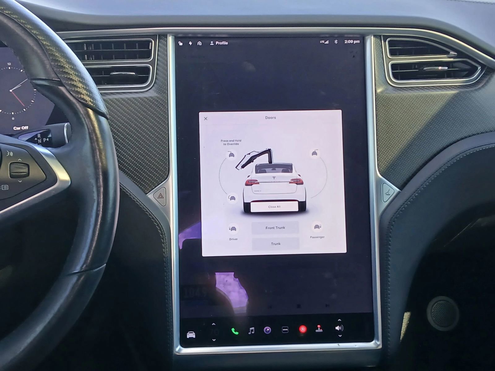 Used 2017 Tesla Model X 75D AWD/4WD image 27