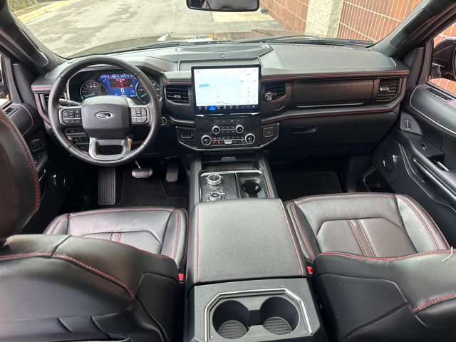 Used 2022 Ford Expedition Max Limited image 14