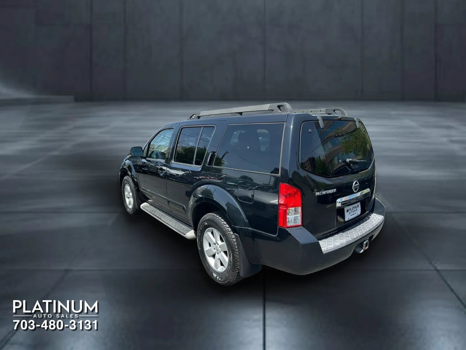 Used 2012 Nissan Pathfinder SV AWD/4WD image 5