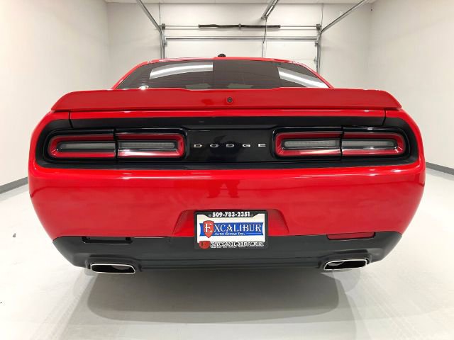 Used 2019 Dodge Challenger SXT image 24