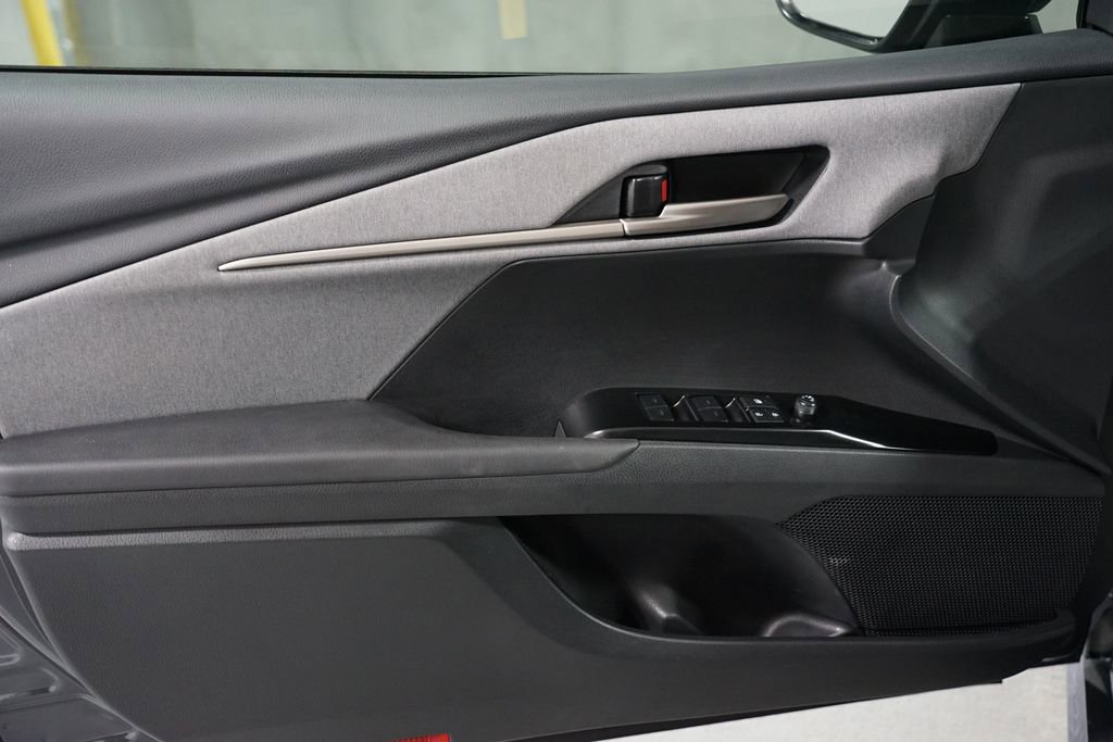 Certified 2025 Toyota Camry LE image 30