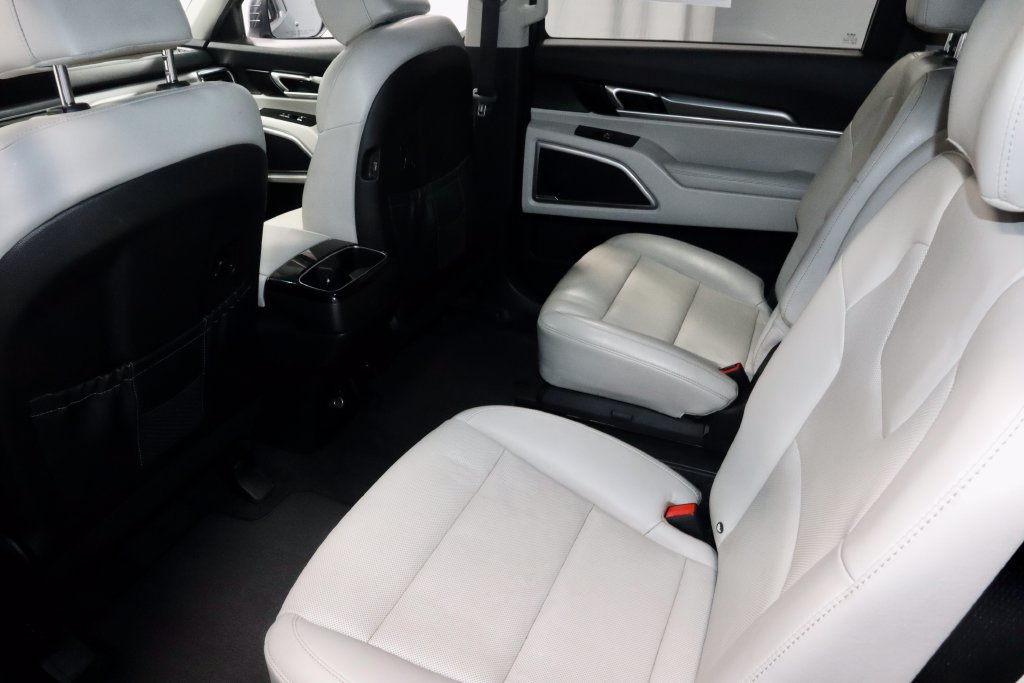 Used 2022 Kia Telluride S AWD/4WD image 20