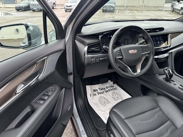 Certified 2025 Cadillac XT6 Premium Luxury w/ Platinum Package AWD/4WD image 46
