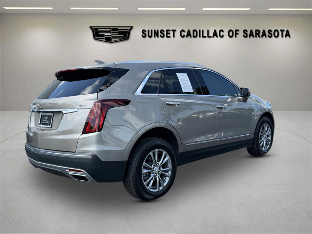Certified 2022 Cadillac XT5 Premium Luxury FWD image 3
