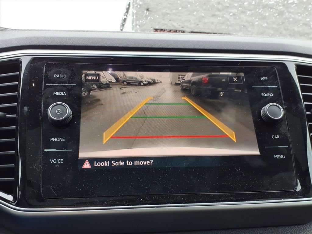 Used 2018 Volkswagen Atlas SEL w/ R-Line Package image 16