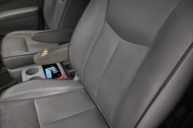 Used 2012 Nissan Quest SL w/ Bose Pkg FWD image 18