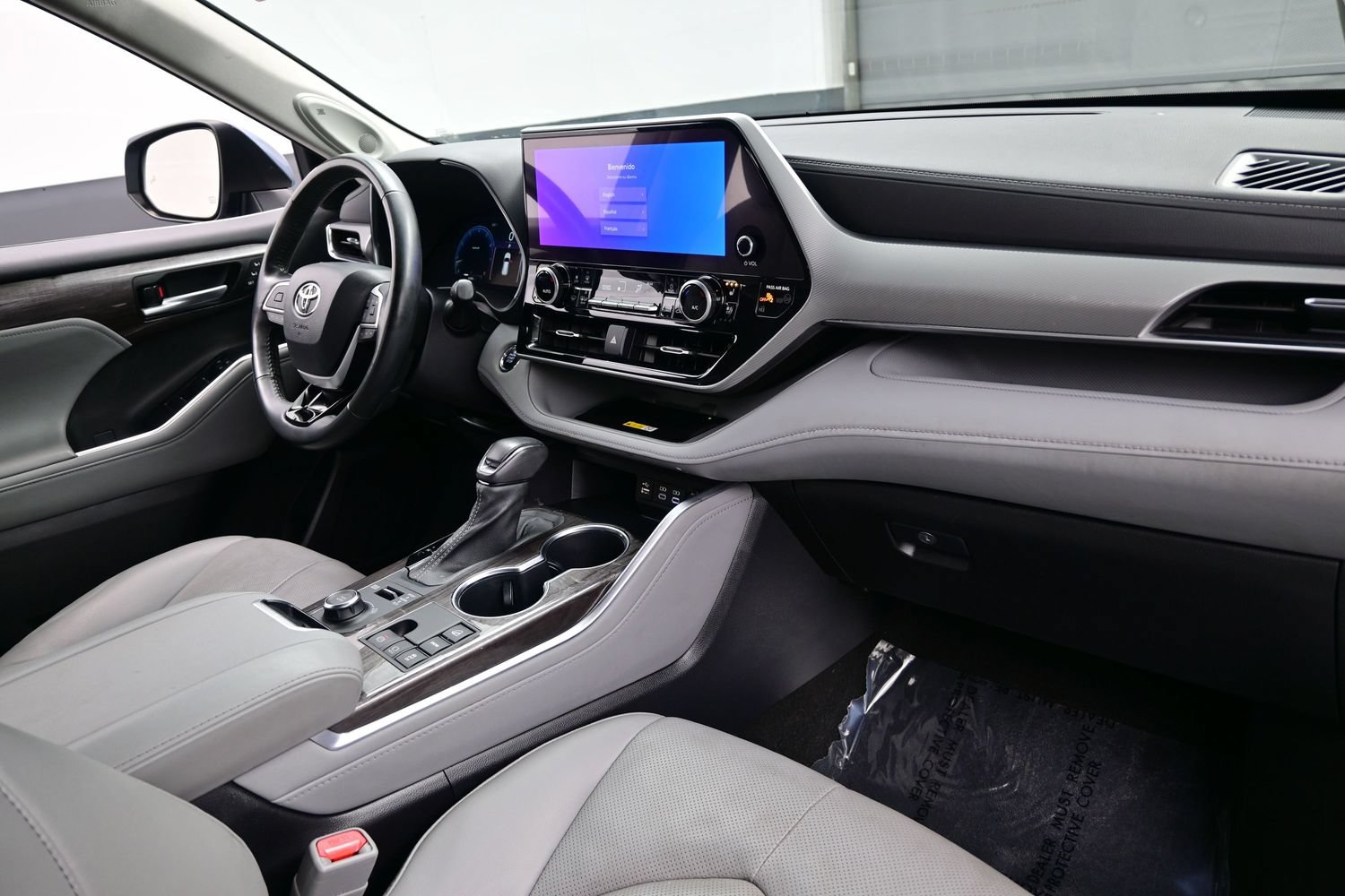Used 2023 Toyota Highlander Platinum AWD/4WD image 15
