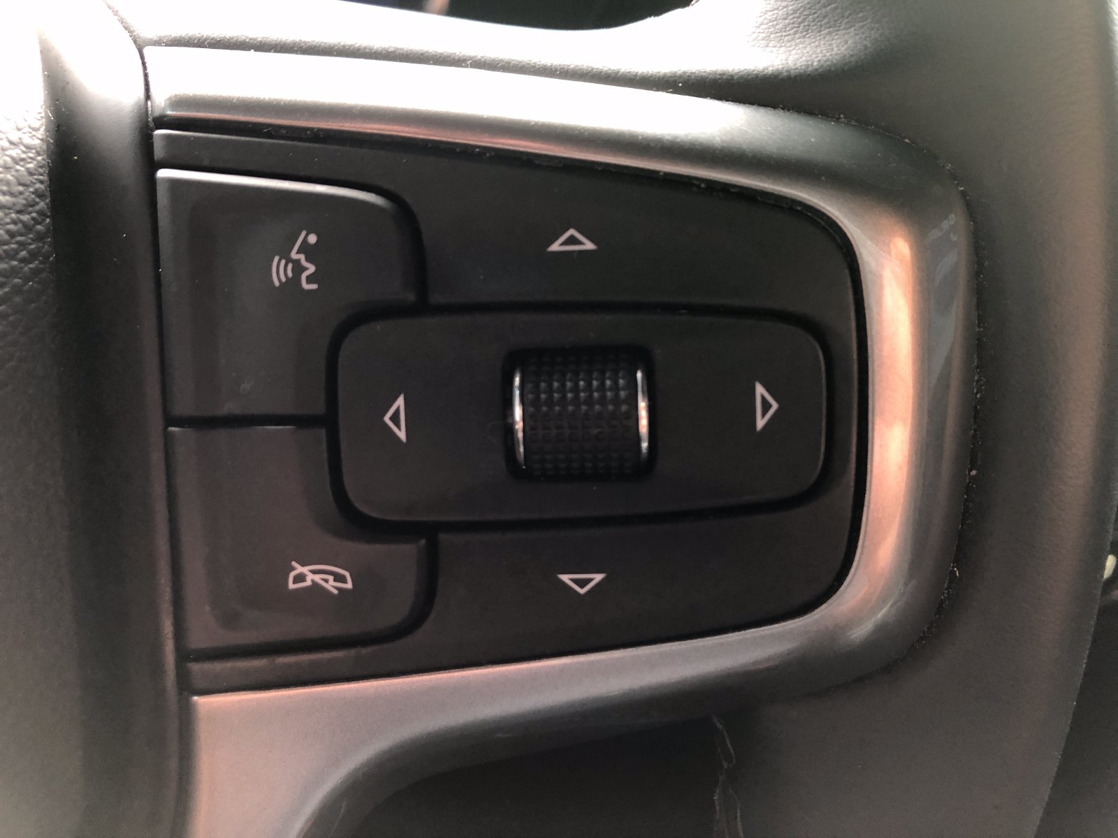 Used 2026 Chevrolet Silverado 1500 LT AWD/4WD image 30