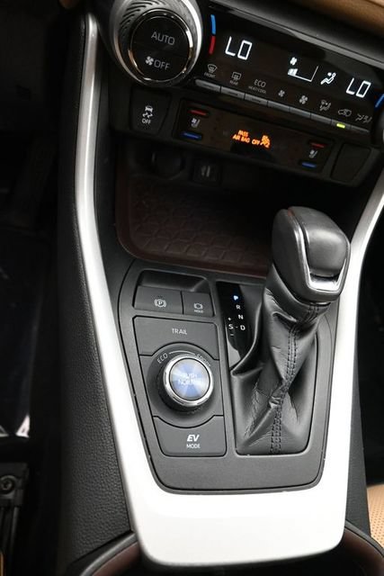 Used 2024 Toyota RAV4 Limited AWD/4WD image 12