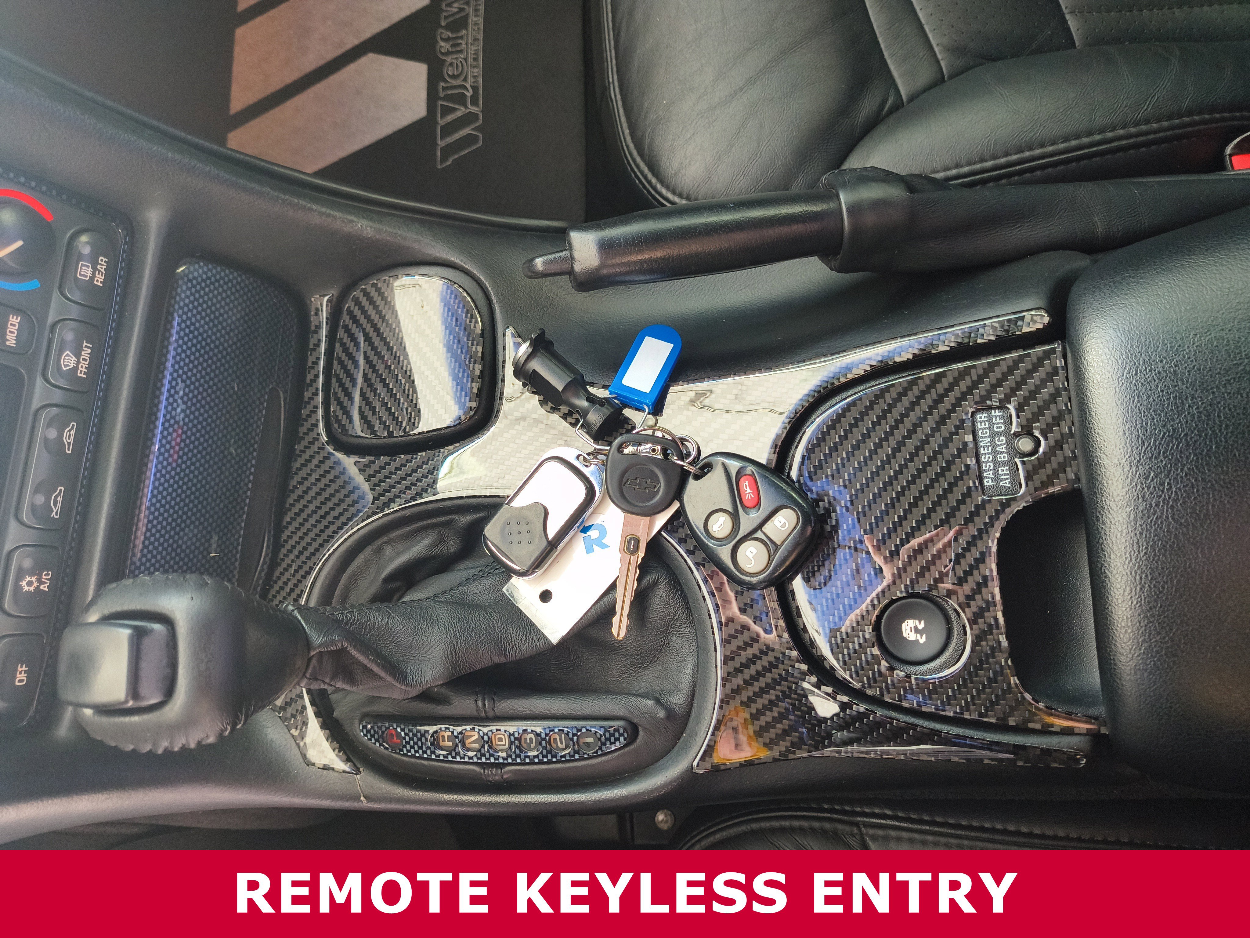 Used 2001 Chevrolet Corvette Convertible w/ Preferred Equipment Group2 image 19