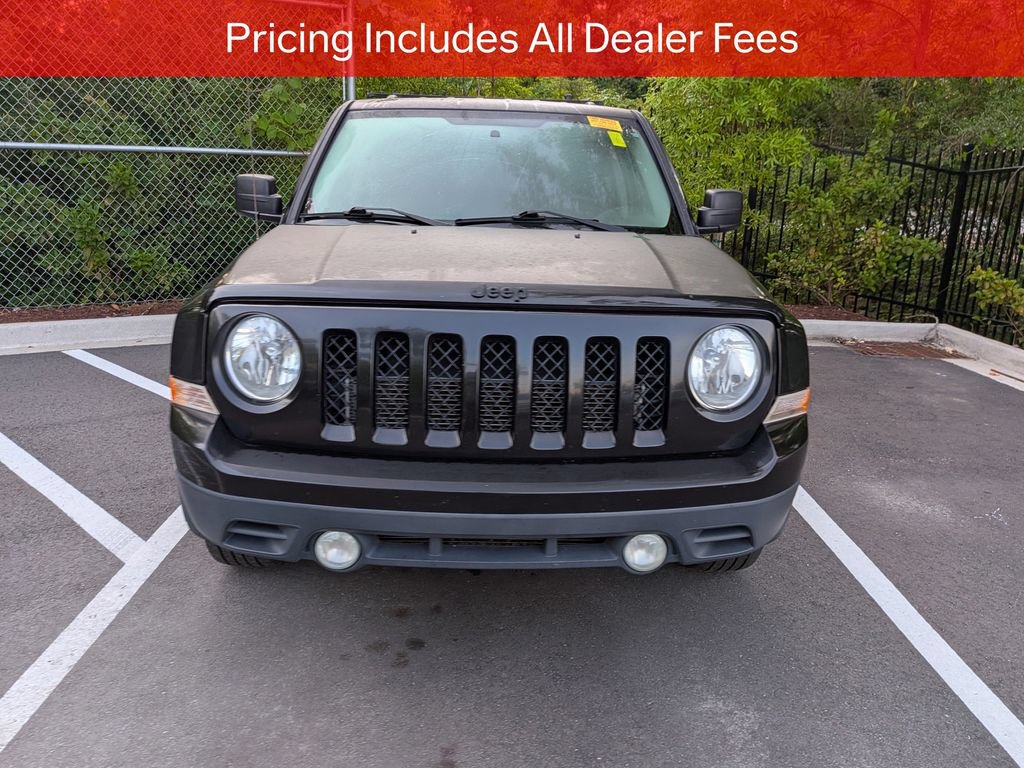 Used 2015 Jeep Patriot Sport w/ Power Value Group FWD image 2