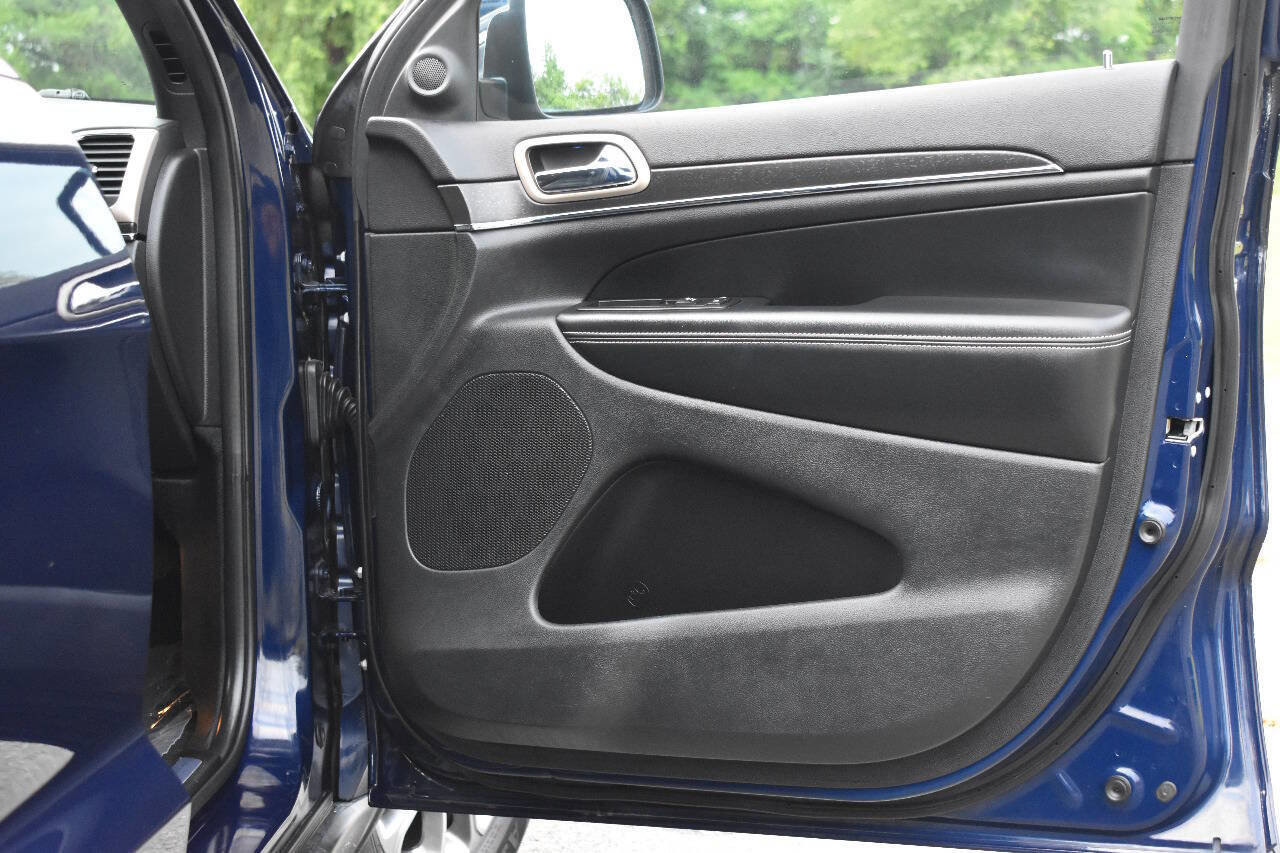 Used 2015 Jeep Grand Cherokee Limited image 9