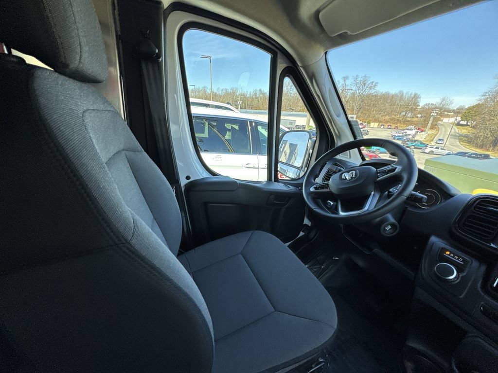 New 2024 RAM ProMaster 3500 w/ Delivery Van Package FWD image 15