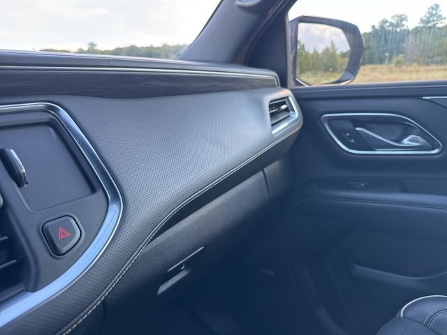 Used 2024 GMC Yukon SLT image 25