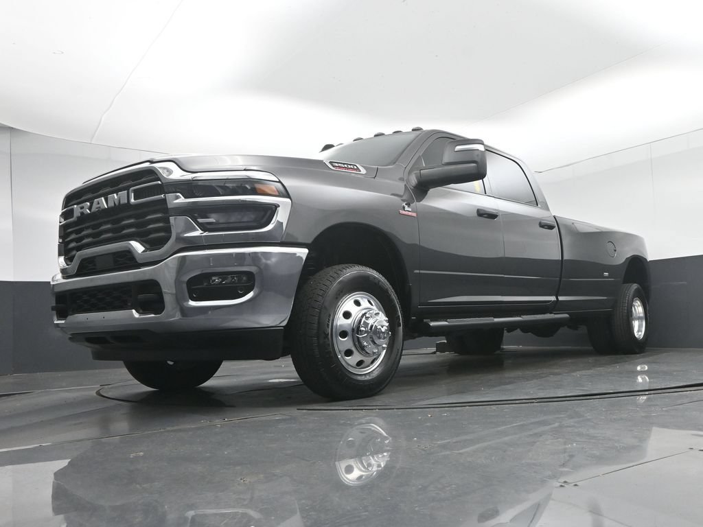 Used 2025 RAM 3500 Tradesman AWD/4WD image 59