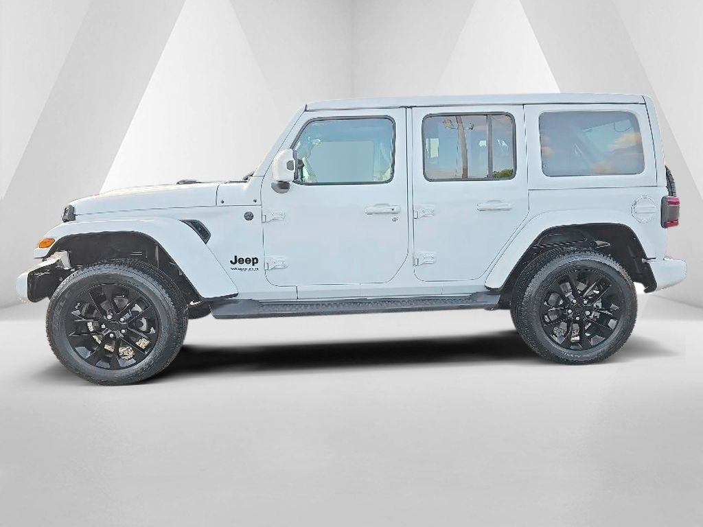 Used 2021 Jeep Wrangler Unlimited Sahara AWD/4WD image 8