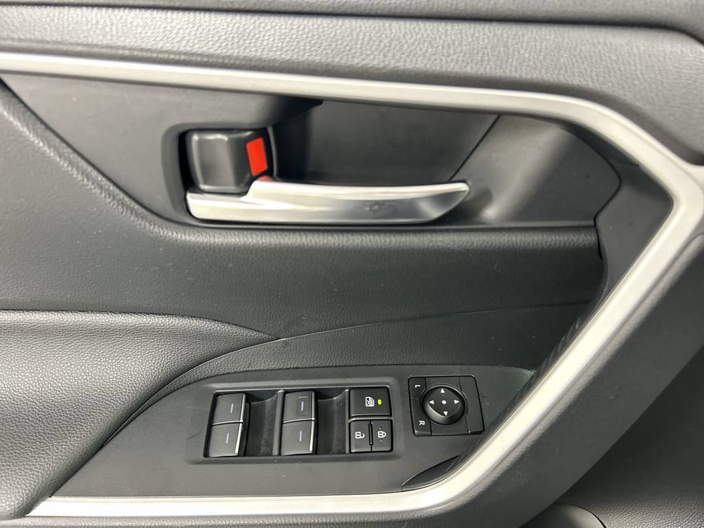 Used 2023 Toyota RAV4 SE w/ Weather & Moonroof Package AWD/4WD image 11