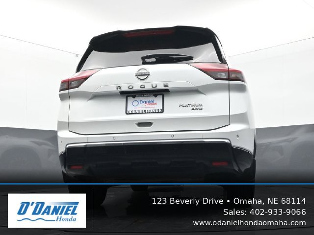 Used 2024 Nissan Rogue Platinum w/ Platinum Premium Package AWD/4WD image 11