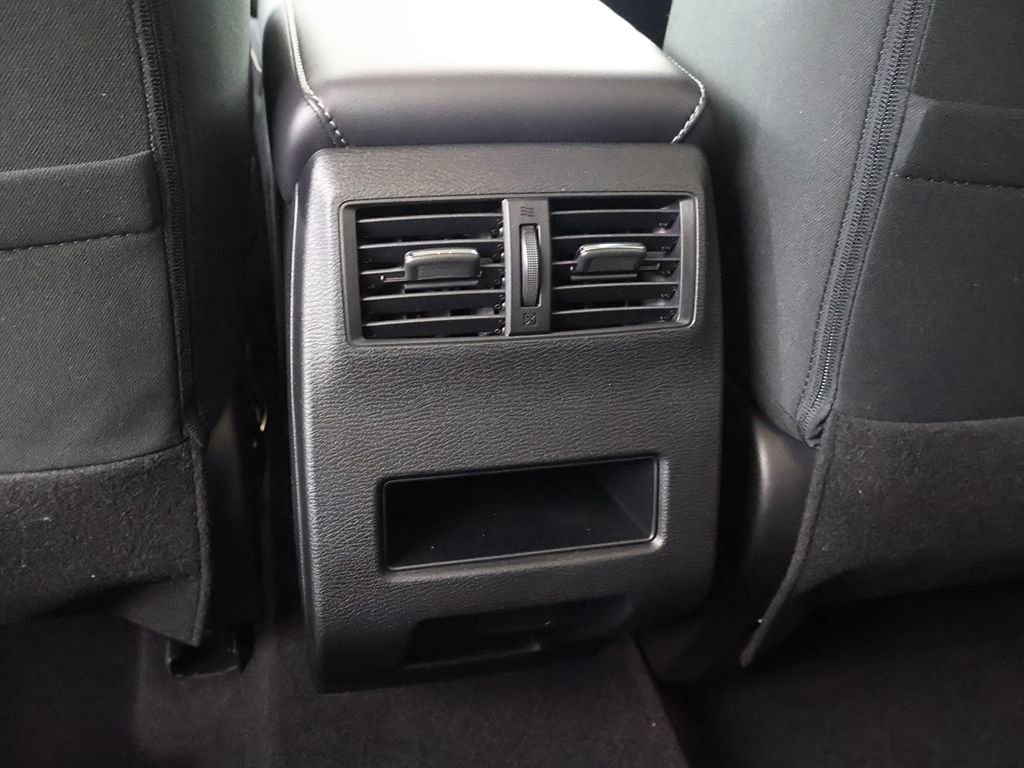New 2026 Mitsubishi Outlander ES FWD image 46