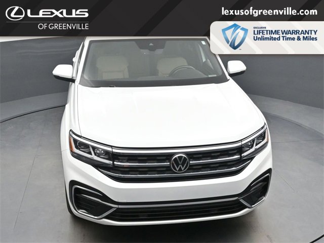 Used 2022 Volkswagen Atlas Cross Sport SEL R-Line image 17