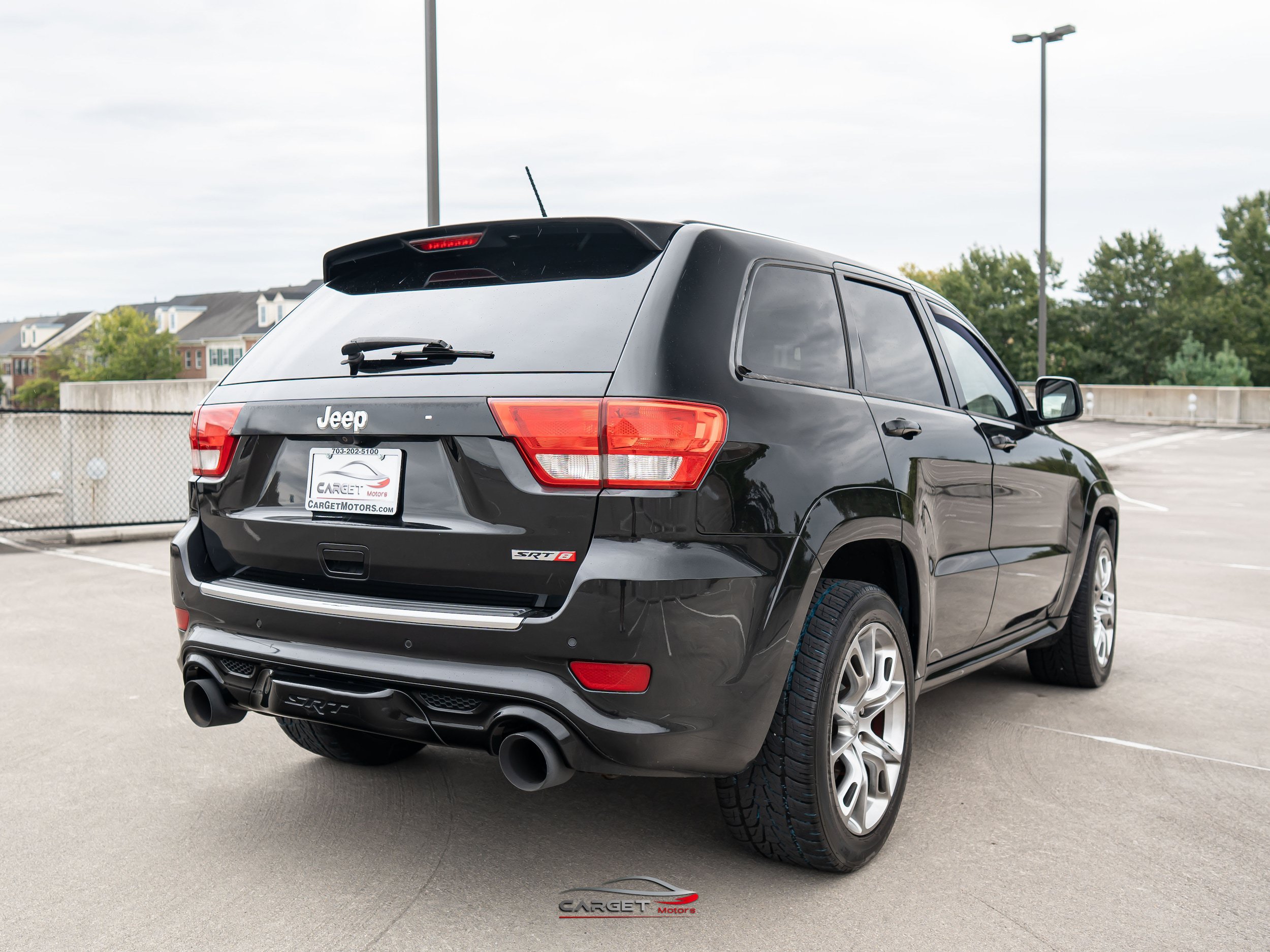 Used 2012 Jeep Grand Cherokee SRT8 w/ Luxury Group II AWD/4WD image 7