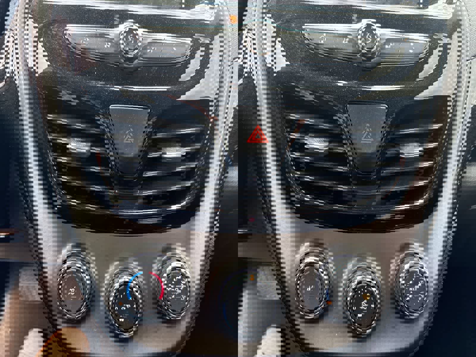 Used 2021 Chevrolet Spark LT image 22