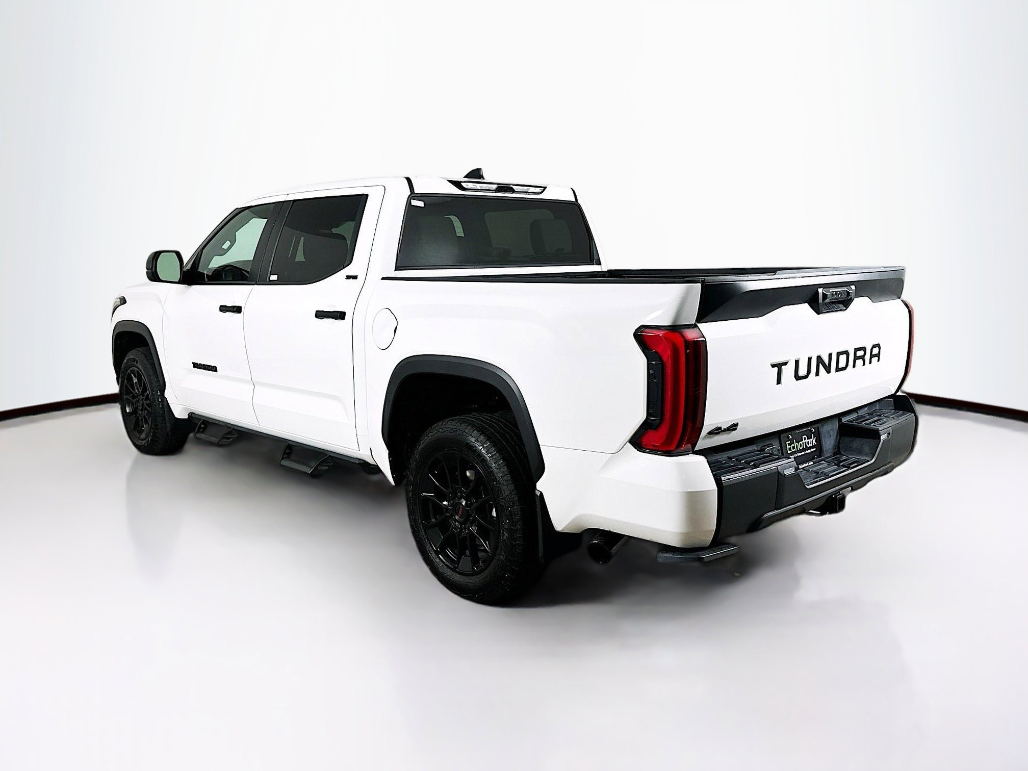 Used 2025 Toyota Tundra SR5 AWD/4WD image 5