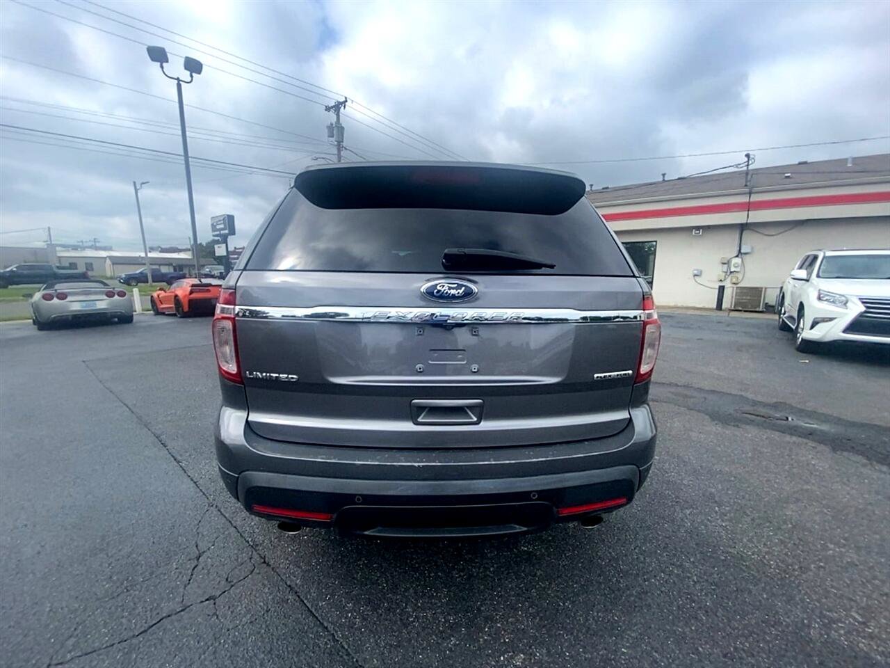 Used 2014 Ford Explorer Limited image 6