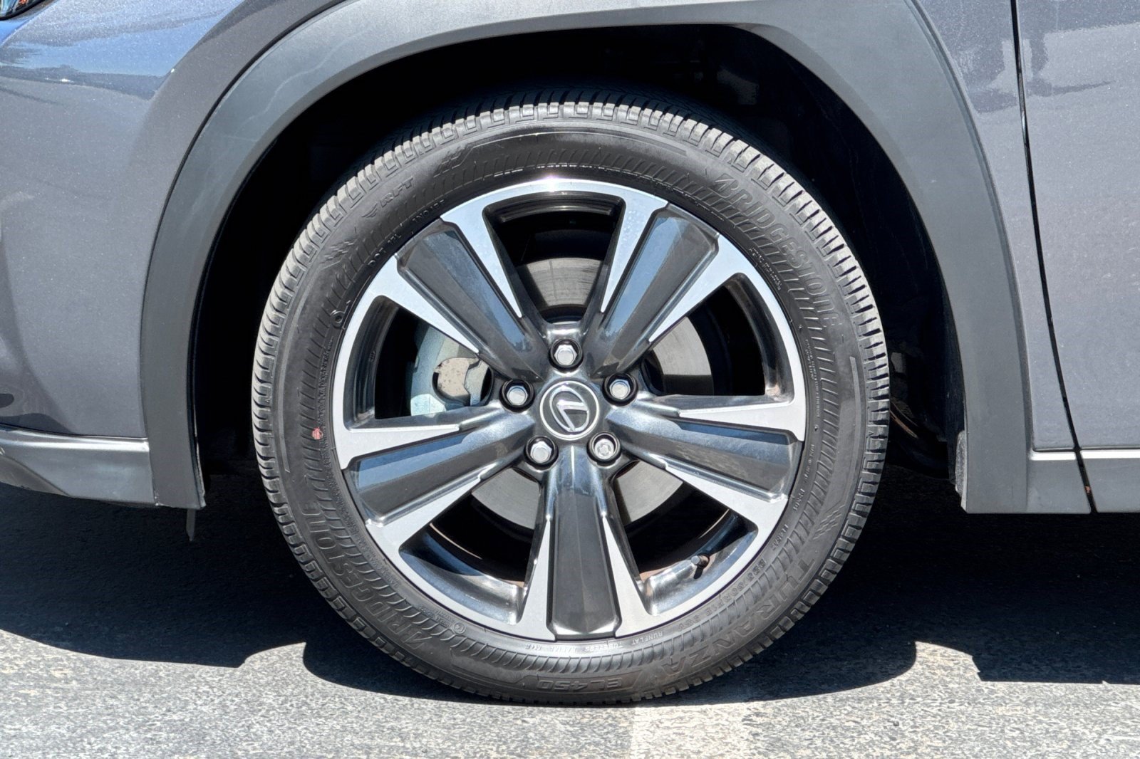 Certified 2025 Lexus UX 300h FWD w/ Accessory Package (Z2) image 37