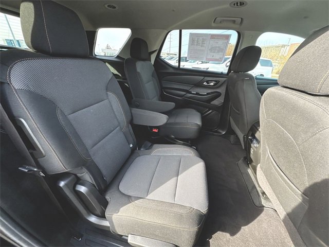 Used 2019 Chevrolet Traverse LT w/ LPO, Blackout Package image 25