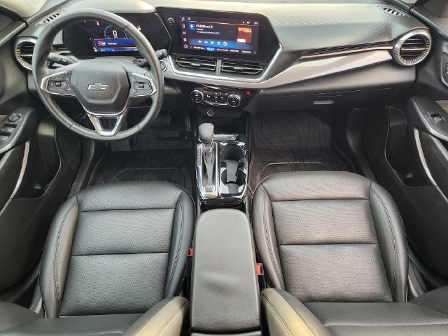 Used 2025 Chevrolet Trax ACTIV w/ Driver Confidence Package FWD image 26