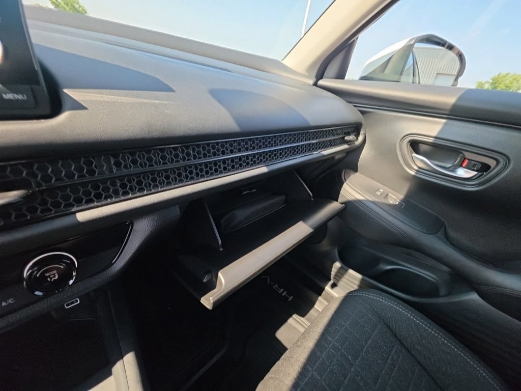 Used 2025 Honda HR-V LX image 22