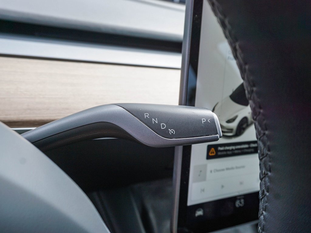 Used 2021 Tesla Model 3 Standard Range Plus image 21