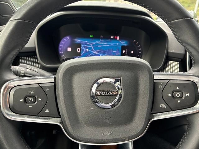 Used 2023 Volvo XC40 B5 Plus w/ Protection Package Premier AWD/4WD image 21