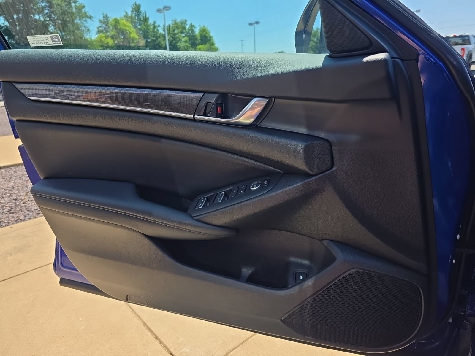 Used 2022 Honda Accord Sport Special Edition image 19